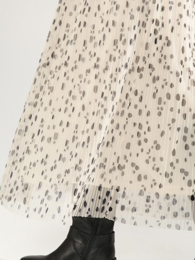 NudalR_PR_Detail-3