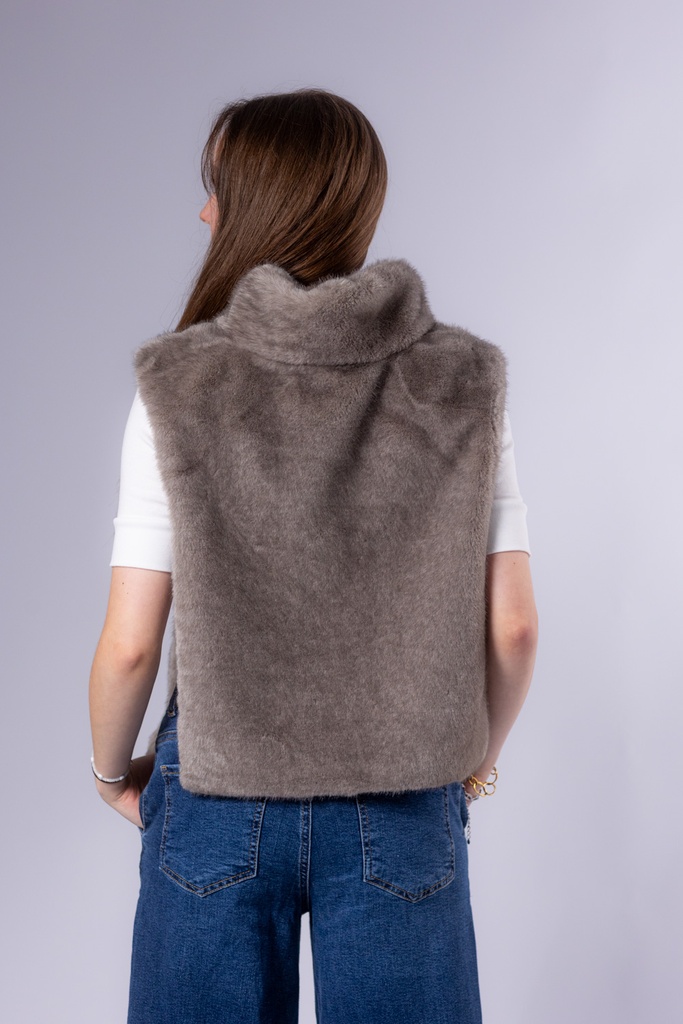 FW26112_GU_Back