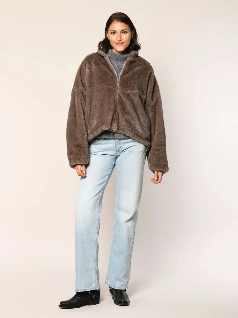 jacke-damen-whitelabel-taupe-vorne-ohne-kapuze_1680x.webp