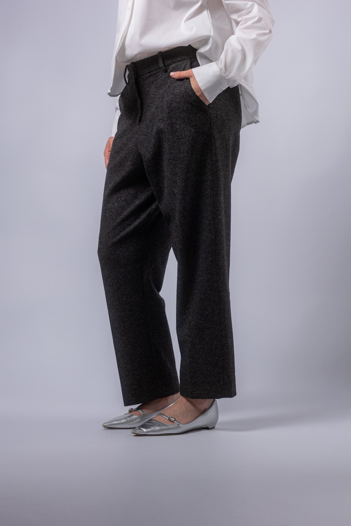 Flanell-Hose mit Bügelfalten und Paspeltaschen