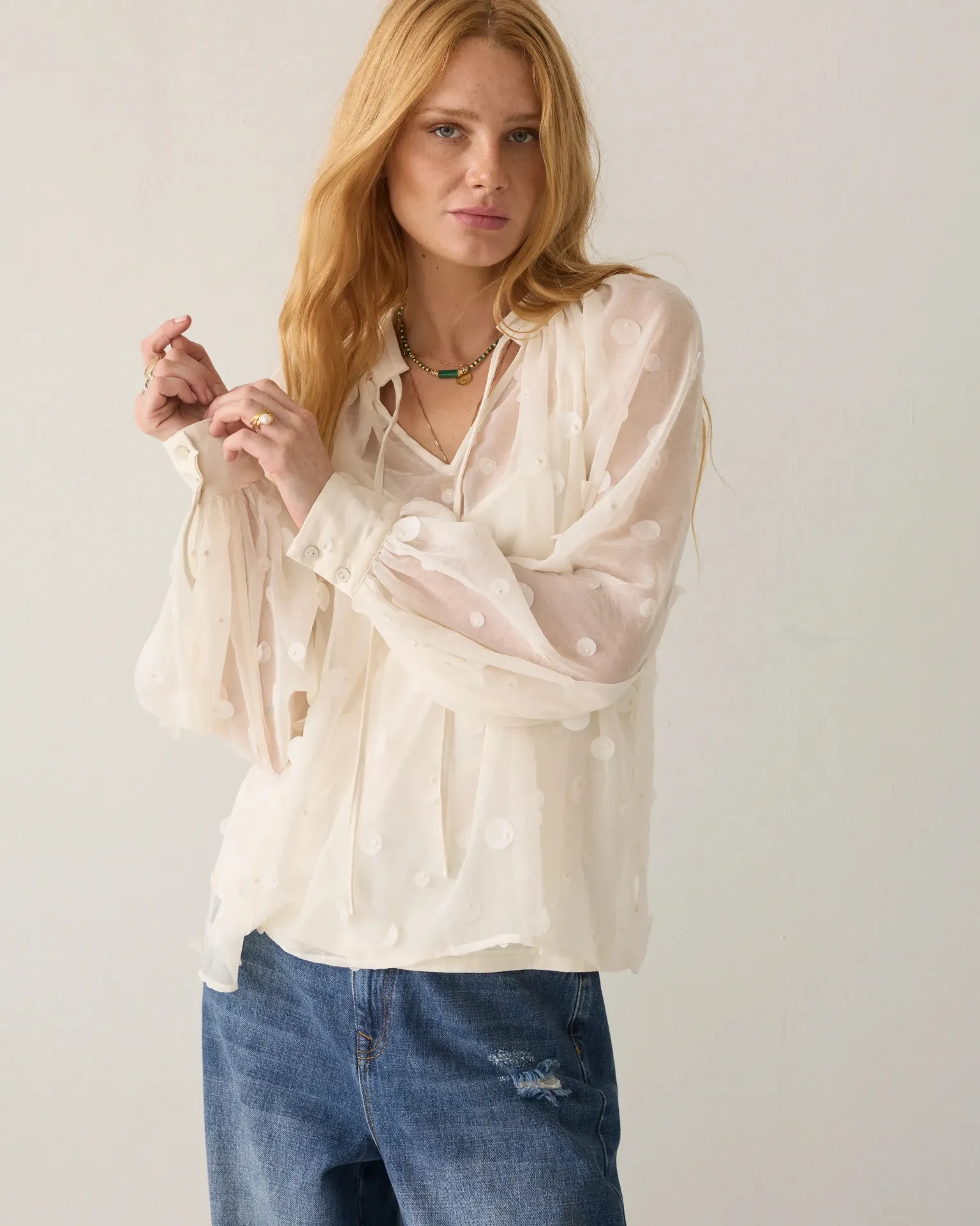 [P3563_12519_EC-36] Transparente Bluse mit Pailletten (36)