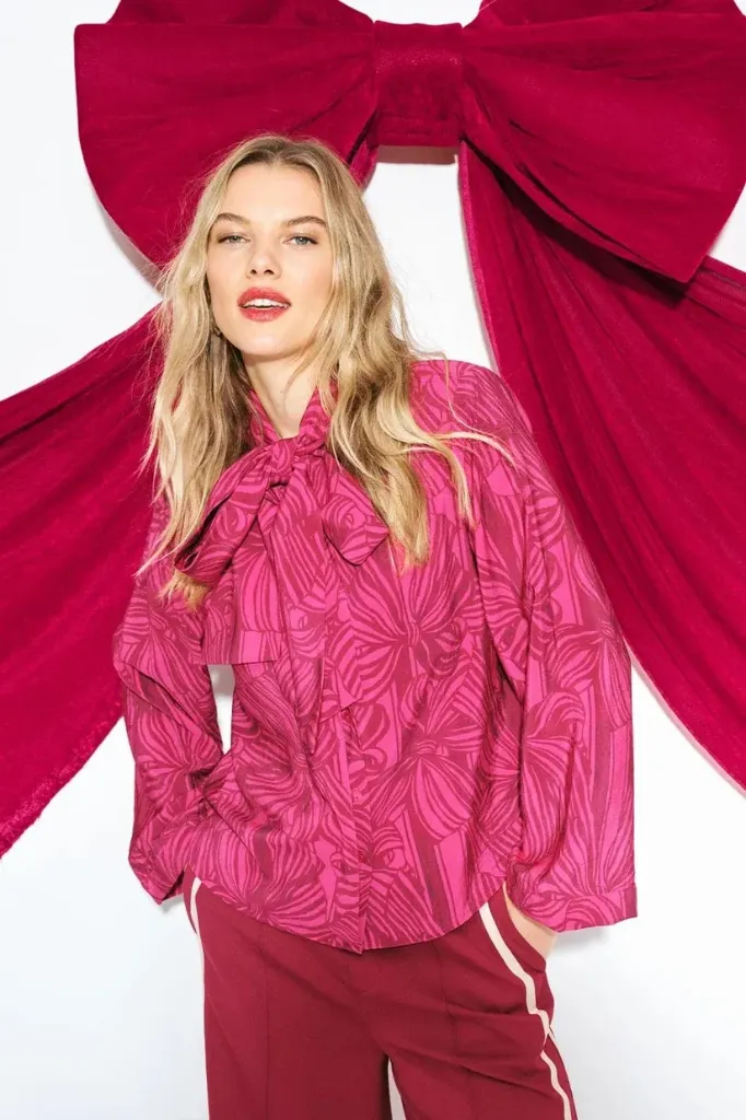 [P3578_SP9735_PR-34] Bluse Sara mit Schluppe (34)