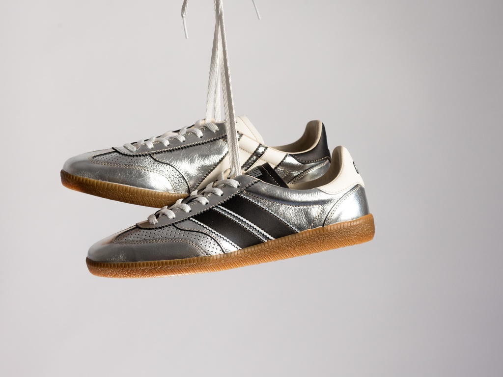 Sneaker, assymetrie