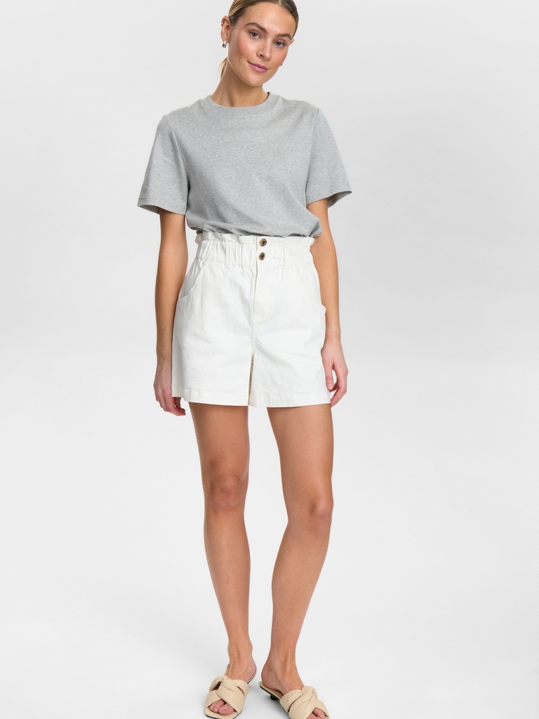 [705390_WS-34] Shorts Weiss (34)